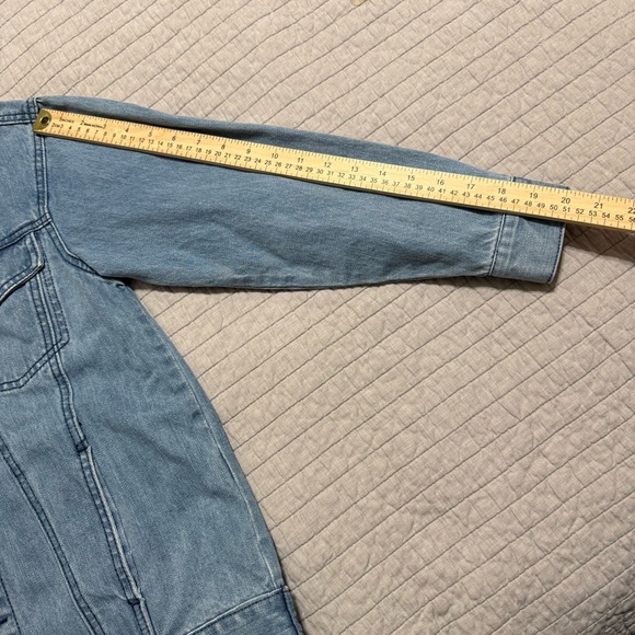 Oh My Disney Aladdin Magic Carpet Denim Jacket  Adult Size XS Walt Disney - Picture 5 of 9